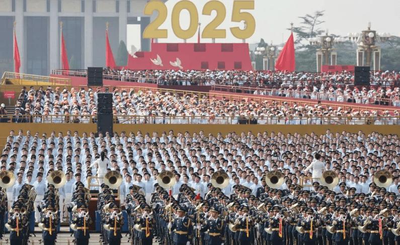 漢達(dá)森人共賞閱兵盛典2.jpeg 漢達(dá)森人共賞閱兵盛典2.jpeg