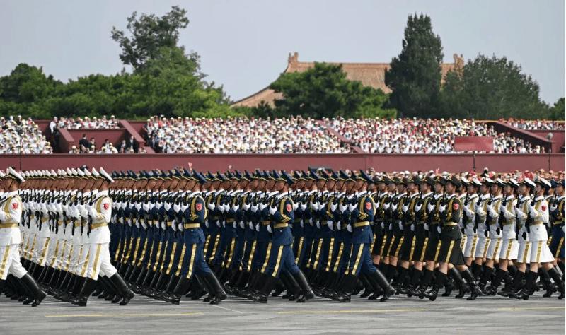 漢達(dá)森人共賞閱兵盛典3.jpeg 漢達(dá)森人共賞閱兵盛典3.jpeg