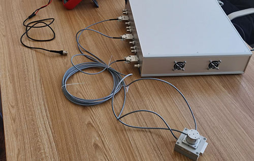 �Ŀ�����������V�|ĳĳ��W���S�{��λ�ƶ�λϵ�y��ُ��������